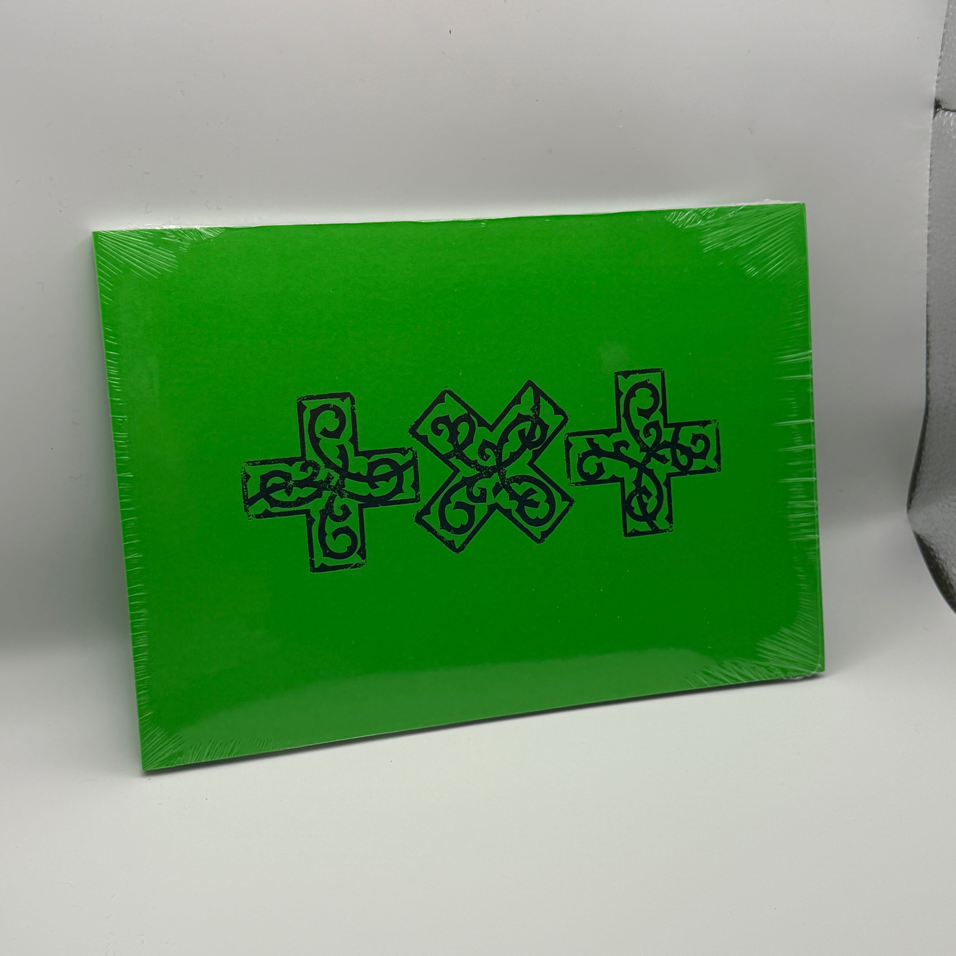 TXT 7TH YEAR A Moment of Stillness in the Thorns THORN Ver. green album
